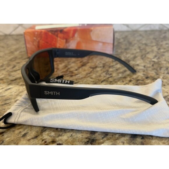 Smith Outlier 2 Sunglasses-Matte Black / Chromapop Polarized Gray Green Lens - Picture 3 of 11